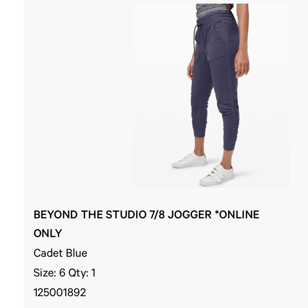 Beyond the studio 7/8 blue joggers Lululemon size 6